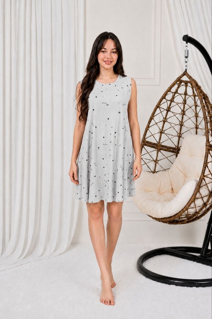Chemise de nuit Najma sans manches cœurs gris perle – Dynasty Maroc